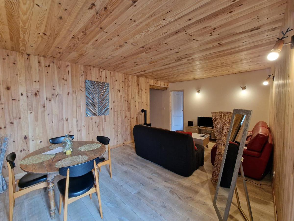 Chambre D'Hotes O Rendez-Vous Roquefeuil Exterior photo